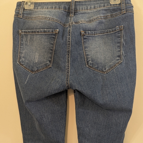 LN Peace, Love, Eco by: Rewash Distressed Jeans Size 7 - Picture 4 of 5